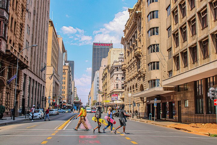 Exploring Johannesburg through Skateboarding - incl. skate lesson for beginners! - Photo 1 of 21